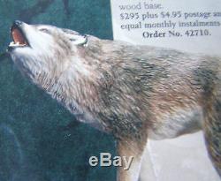 NIB WOLF PORCELAIN + WOOD BASE 11 1/2 x 9 1999 Price Was $295 FRANKLIN MINT