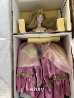 New Vintage Franklin Mint Heirloom Doll Cinderella 1987 20 Porcelain