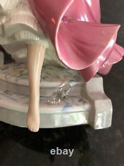 Nos 1988 Franklin Mint Cinderella Porcelain Figurine