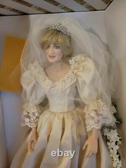 Princess Diana Doll Franklin Mint Porcelain Portrait of a Bridal Princess withBox