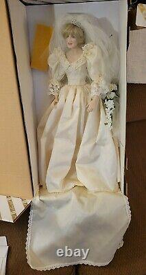 Princess Diana Doll Franklin Mint Porcelain Portrait of a Bridal Princess withBox