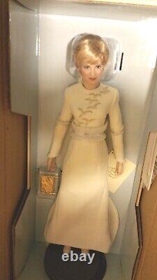 Princess Diana Franklin Mint Porcelain Doll Ivory Dress Wore In Saudi Arabia