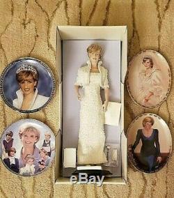 Princess Diana Porcelain Doll -White Gown Franklin Mint with 4 collector plates