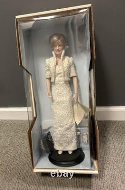 RARE-Diana Princess Of Wales Porcelain Portrait 17 Doll Franklin Mint NRFB