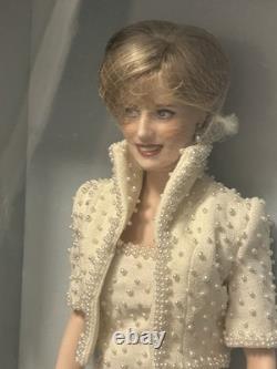 RARE-Diana Princess Of Wales Porcelain Portrait 17 Doll Franklin Mint NRFB