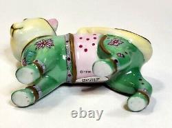 RARE FAMILLE ROSE Cat The Curio Cat Collection by Franklin Mint. Nice