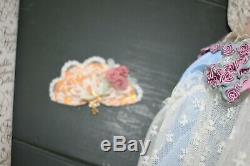 RARE Franklin Heirloom Marie Antoinette Collectible Porcelain Doll