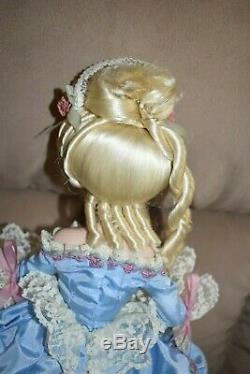 RARE Franklin Heirloom Marie Antoinette Collectible Porcelain Doll