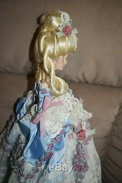 RARE Franklin Heirloom Marie Antoinette Collectible Porcelain Doll