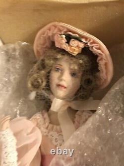 RARE Franklin Heirloom porcelain doll Dainty Bess Doll Of The Year 1998 Mint