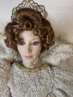 RARE Franklin Mint Tatiana, the princess of the ice palace porcelain doll