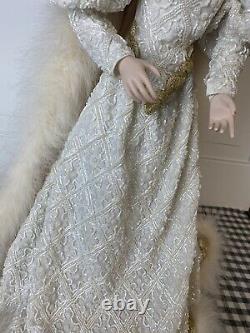 RARE Franklin Mint Tatiana, the princess of the ice palace porcelain doll