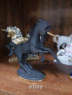 RARE Franklin Mint Treasury of Unicorns Black Basat Porcelain Withgold horn