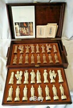 RARE Vintage 1984 THE FRANKLIN MINT THE GREAT CRUSADERS 32PC PORCELAIN CHESS SET