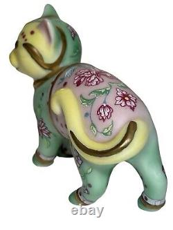 Rare FAMILLE ROSE Cat The Curio Cat Collection by Franklin Mint W Pamphlet