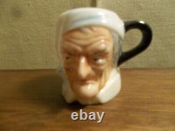 Set of 24 1983 Porcelain Peter Jackson Miniature Toby Mugs With Curio Display Case