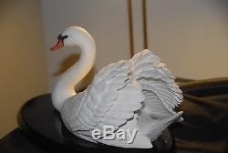Silent-Swan-White-Bisque-Porcelain-Sculpture-Franklin-Mint-1983-RARE