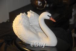 Silent-Swan-White-Bisque-Porcelain-Sculpture-Franklin-Mint-1983-RARE