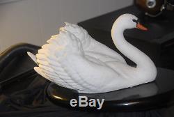 Silent-Swan-White-Bisque-Porcelain-Sculpture-Franklin-Mint-1983-RARE