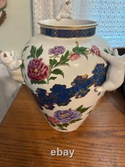 THE VASE OF THE IMPERIAL CATS BY TOSHIIHARU KITAGAWA WithPAPERWORK FRANKLIN MINT