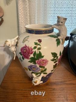 THE VASE OF THE IMPERIAL CATS BY TOSHIIHARU KITAGAWA WithPAPERWORK FRANKLIN MINT