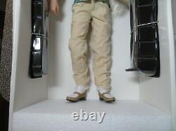 The Franklin Mint 18 Bob Hope Porcelain Musical Doll brand new in box with stand