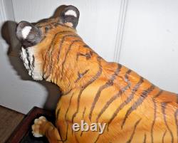 The Franklin Mint 1988 Porcelain Bengal Tiger ON THE PROWL by George McMonigle
