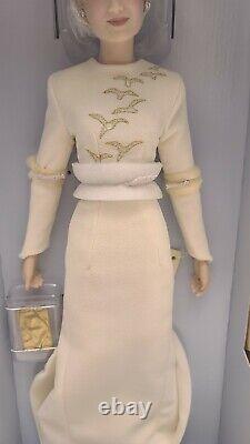 The Franklin Mint Diana Princess Of Wales Porcelain Portrait Doll NEW