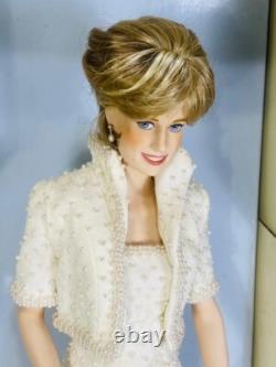 The Franklin Mint Diana Princess Of Wales Porcelain Portrait Doll Original Box