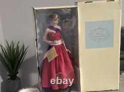The Franklin Mint Diana Princess Of Wales Porcelain Portrait Doll- Queen Of