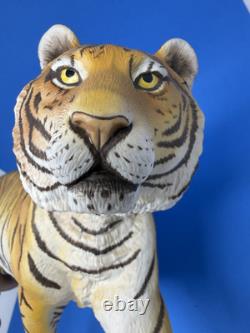 The Franklin Mint On the Prowl Statue Collectable Ceramic Orange Tiger Big Cat