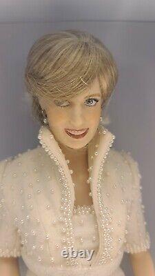 The Franklin Mint Princess Diana of Wales Porcelain Portrait Doll
