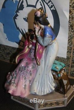 The Franklin Mint Sisters Of Spring By Caroline Young Porcelain Figurine L/e