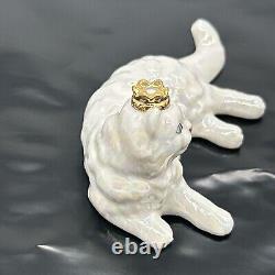 The Franklin Mint TFM Curio Cabinet Cat Lustre Glaze Figurine Rare