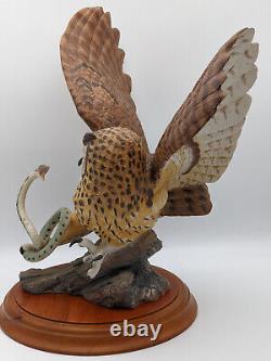 The Franklin Mint THE EAGLE OWL Hand Painted Fine Porcelain Figurine & Owl Vtg
