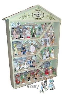 The Franklin Mint WOODMOUSE FAMILY TREEHOUSE 24pc Porcelain Mouse Figurine Set