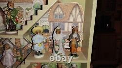 The Franklin Mint WOODMOUSE FAMILY TREEHOUSE 24pc Porcelain Mouse Figurine Set