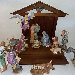 The Nativity (14 piece set) by Gianni Benvenuti The Franklin Mint 1989