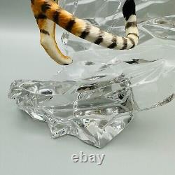 The Siberian Tiger Figurine with Lead Crystal Base 1995 Franklin Mint Great Cond