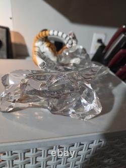 The Siberian Tiger Figurine with Lead Crystal Base 1995 Franklin Mint Great Cond