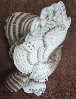 The Snowy Owl By George McMonigle The Franklin Mint 1989 Sculpture