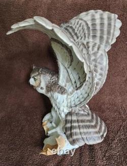 The Snowy Owl By George McMonigle The Franklin Mint 1989 Sculpture