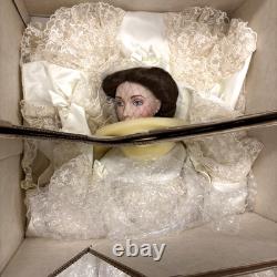 The Victoria & Albert Bride QUEEN VICTORIA Porcelain 22 Franklin Bride Doll