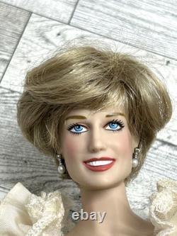 VTG Princess Diana in her Wedding Dress 19 Portrait Doll Franklin Mint With Box
