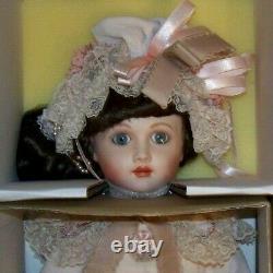 VTG RARE New in Box Franklin Mint Thuillier Antique Reproduction Collector Doll
