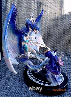 Very Nice Franklin Mint Dragon Spell Miles Pinkney Fine Porcelain Sculpture