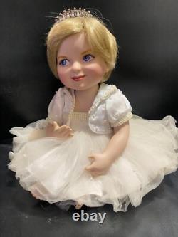 Very Rare Franklin Mint Porcelain Dolls Baby Princess Diana with Pearls Crown