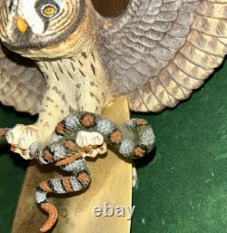 Vintage 13 Mounted Franklin Mint Dagger / Owl Porcelain Holding Snake