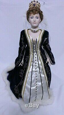 Vintage 1986 Empress Doll by Igor Carl Faberge Porcelain Alexandra Czarina