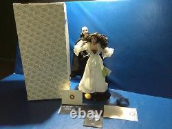 Vintage 1986 Franklin Mint Phantom Of The Opera Porcelain Heirloom Dolls A1532